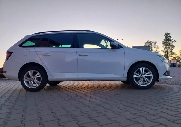Skoda Fabia cena 36900 przebieg: 150000, rok produkcji 2019 z Annopol małe 781